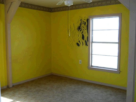 5th image of 201 N Lakeview Dr