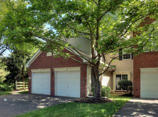 1 Tavern Ln, White House Station, NJ 08889