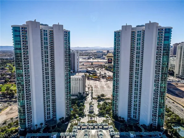222 Karen Ave Unit 4201, Winchester, NV 89109