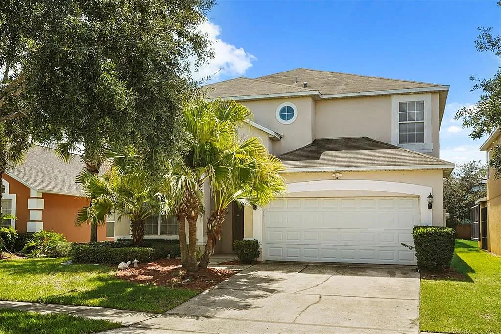 7 bed, 5.5 bath, 2834 sqft, $3,000 — Photo 2