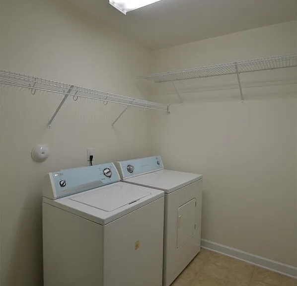 518 Rockcastle Dr — Photo 14