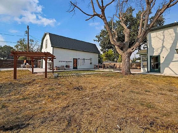 baba1628d6b2205b7050c4d1e953feef-uncropped_scaled_within_1536_1152_09302022