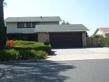 5787 Sunrose Ave photo 1