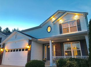 327 Winter Lake Ct, Fenton, MO 63026