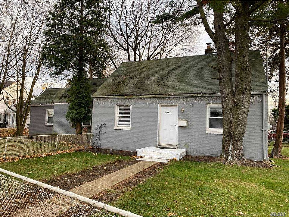2nd image of 744 Front St