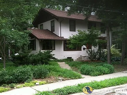 512 W Iowa St photo 1