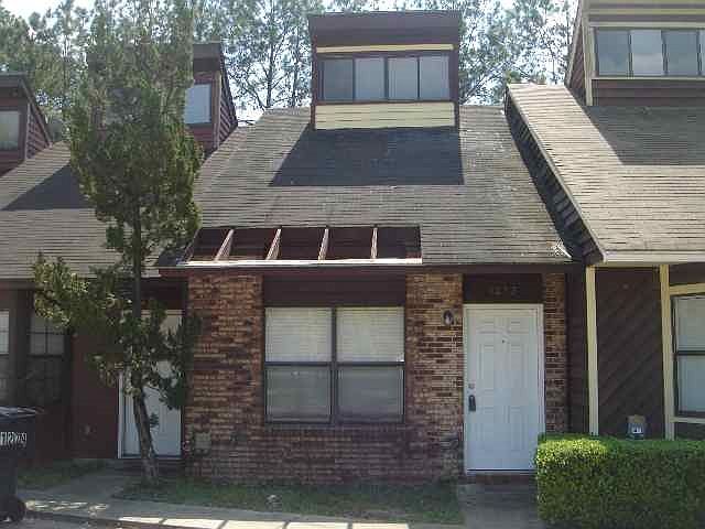 1st image of 1279 Orange Ave E
