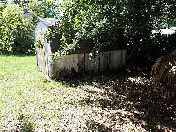 5th image of 169 Fairway Oaks Dr
