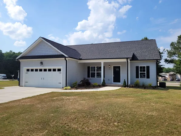 101 Lebanon Pl, Dunn, NC 28334
