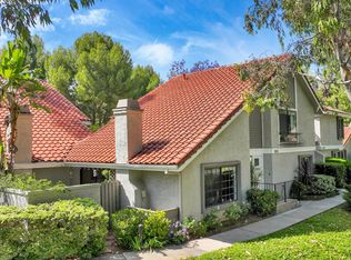 946 Thistlegate Rd, Oak Park, CA 91377