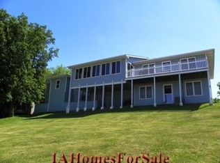 1291 Holiday Ln, Brooklyn, IA 52211