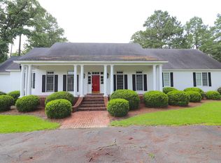 916 S Lakeshore Dr, Valdosta, GA 31605