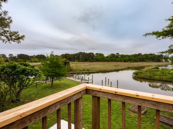 14 Zilber Ct, Hampton, VA 23669