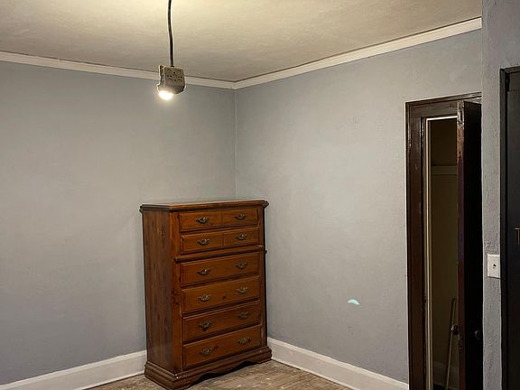 4th image of 1116 W Jefferson St #1