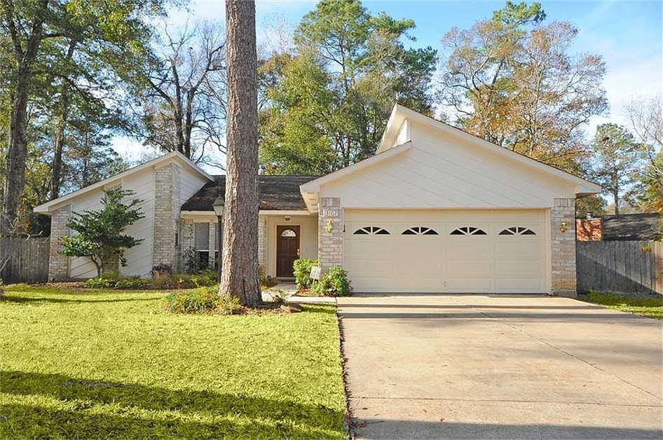 2nd image of 3102 Village Park Dr
