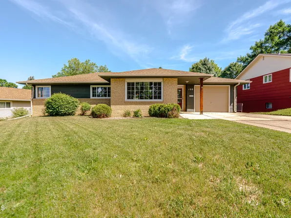 106 E Divide Ave, Bismarck, ND 58501