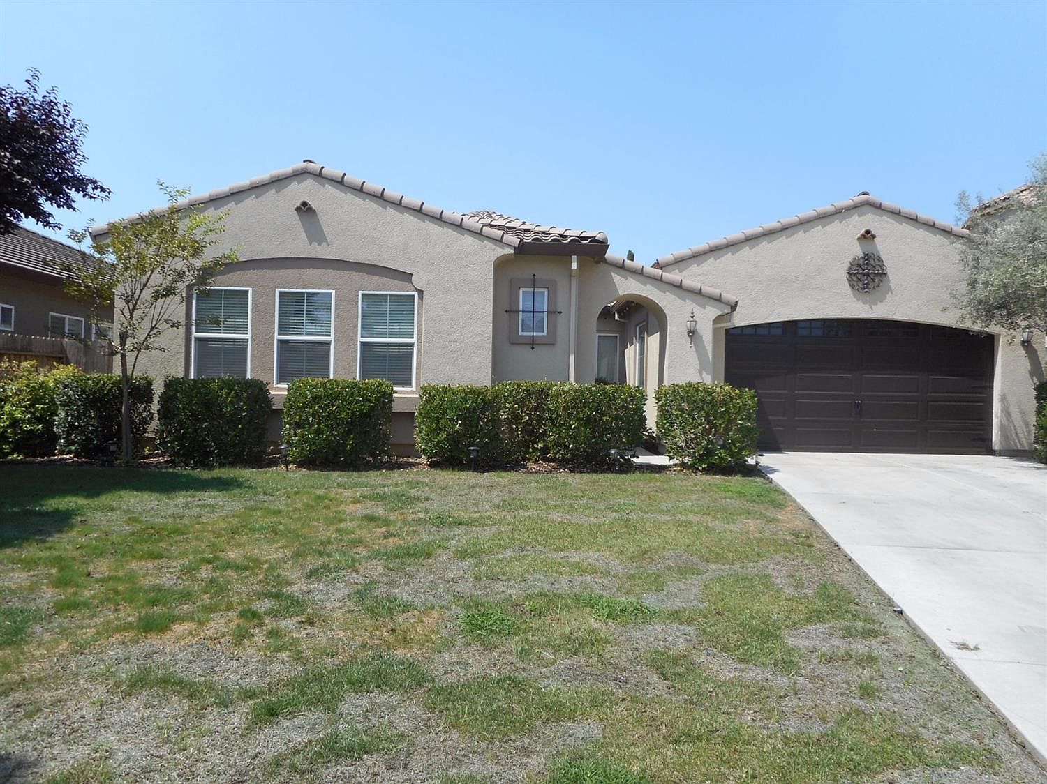 2749 N Duke Ct, Visalia, CA 93291 | Zillow