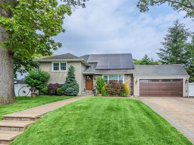 82 Algonquin Avenue, Massapequa, NY, 11758