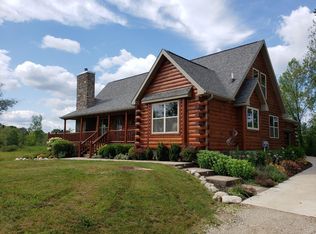 750 W Coon Lake Rd, Howell, MI 48843