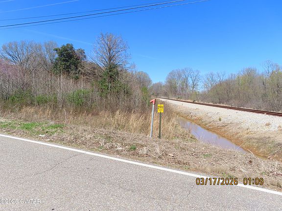 3rd image of 2059 Westover Rd