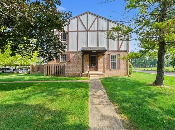3268 Alpine Dr, Ann Arbor, MI 48108