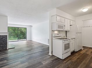 4575 W 80th Street Cir APT 107, Minneapolis, MN 55437