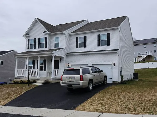 90 Steeple Chase Dr, York Haven, PA 17370
