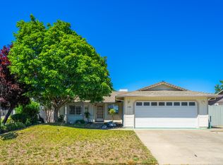 1735 Whistling Dr, Redding, CA 96003