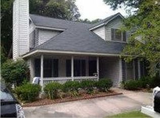 684 Fox Pond Dr, Mount Pleasant, SC 29464