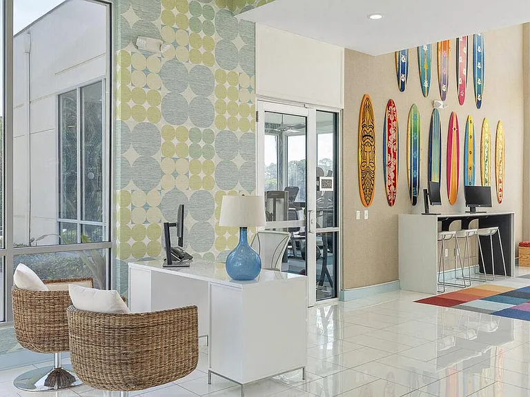 Lakeside Villas — Photo 4