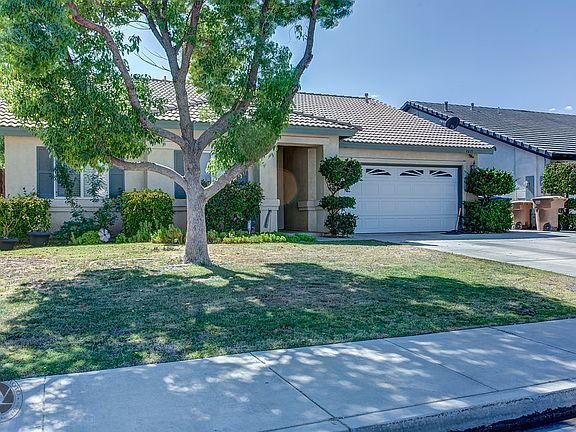 3rd image of 9815 Battersea Park Dr