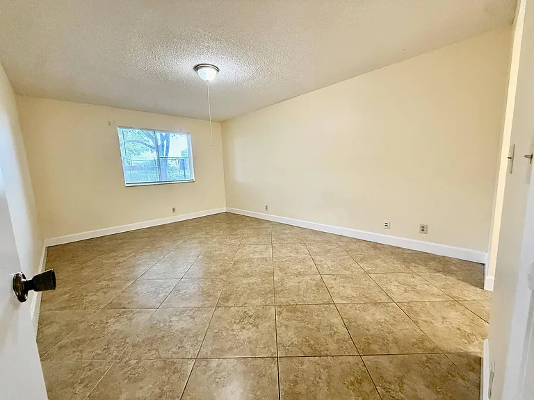 9777 Westview Dr #1113 — Photo 10