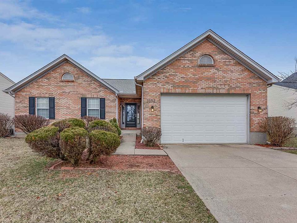 1st image of 1082 Macintosh Ln