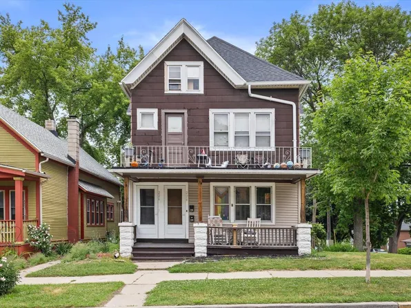 226 E Smith STREET #228, Milwaukee, WI 53207