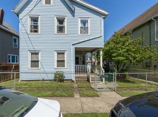35 Lewis St, Phillipsburg, NJ 08865
