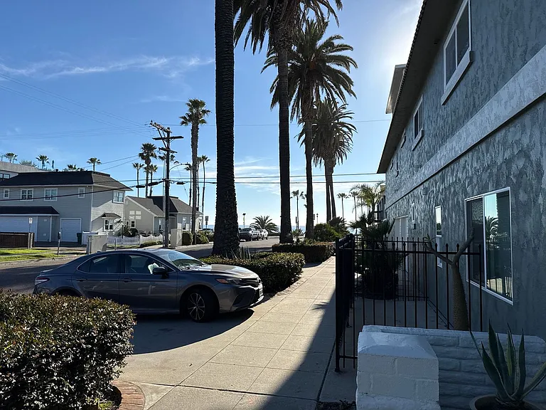 151 S Myers — Photo 16