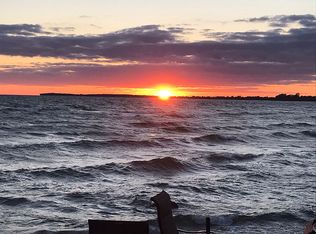 24281 Hayes Bay Rd N, Three Mile Bay, NY 13693