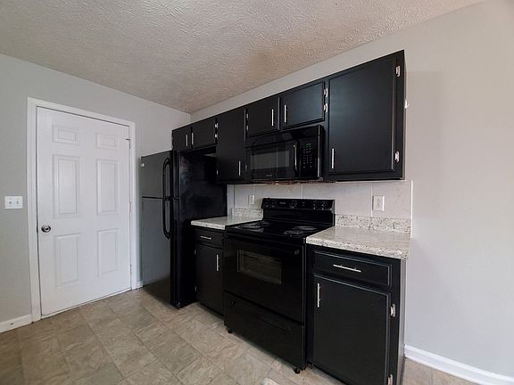5th image of 2660 Gold Valley Dr