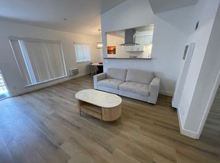 1236 Brockton Ave APT 8, Los Angeles, CA 90025