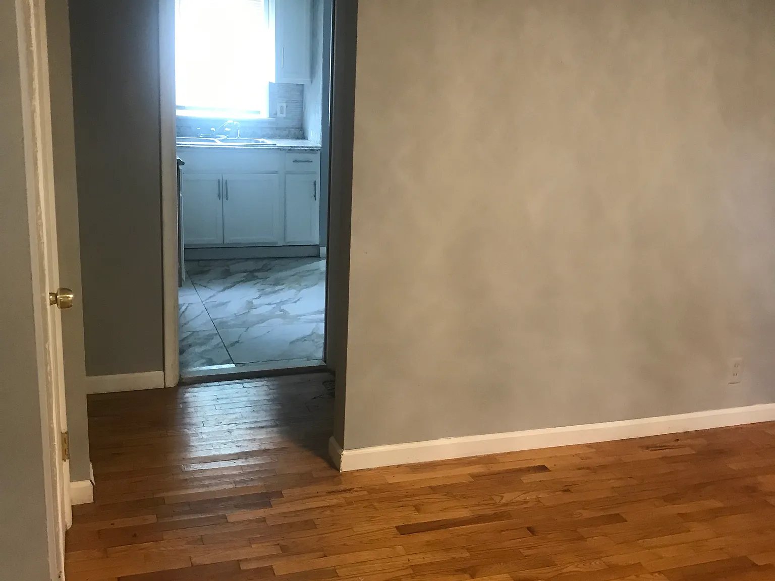 3 bed, 1214 sqft, $1,000 — Photo 2
