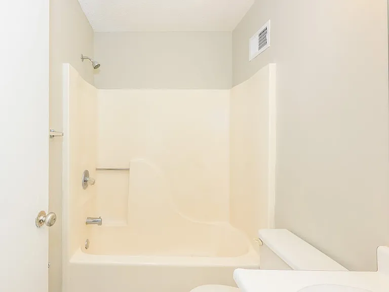 173 Creekvale Dr #13 — Photo 14