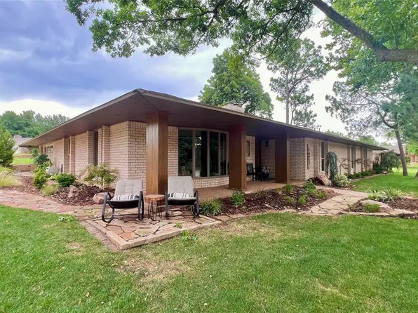 8912 Sheringham Dr, Oklahoma City, OK 73132