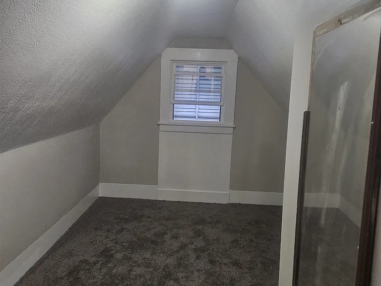 187 E 1st St — Photo 13