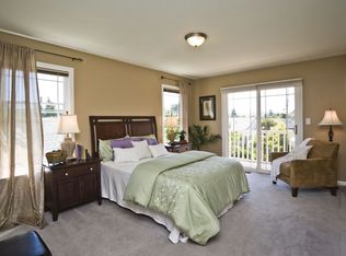 721 6th Ave, Redwood City, CA 94063