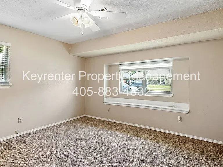 128 Mount Vernon Dr — Photo 9