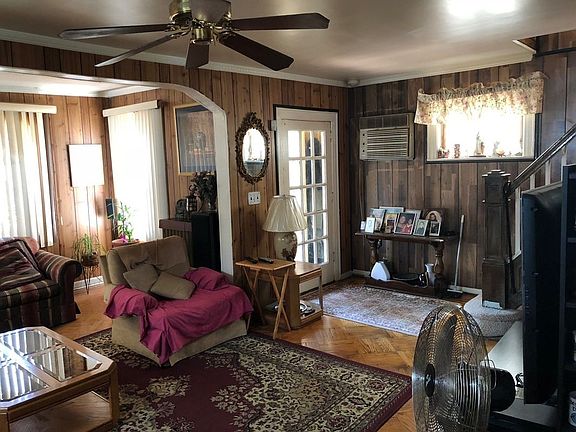 3rd image of 9218 216th St