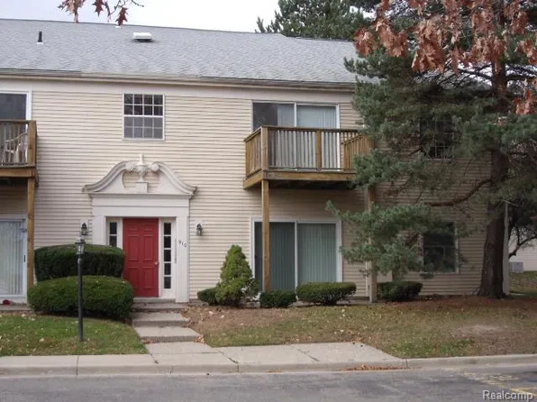 910 Chestnut Hill Dr APT G, Auburn Hills, MI 48326