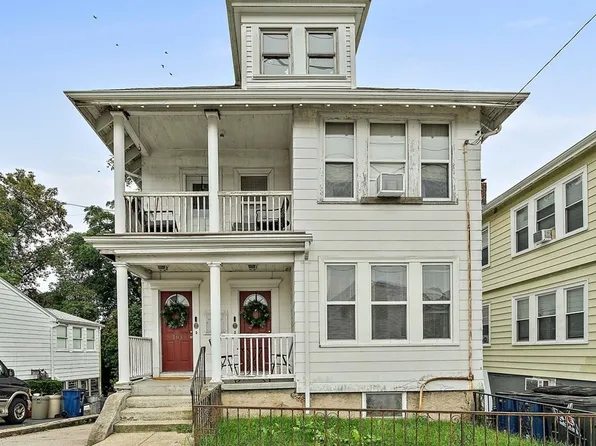 103-105 Neponset Ave, Roslindale, MA 02131