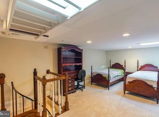 7615 Tiffany Ct, Clifton, VA 20124