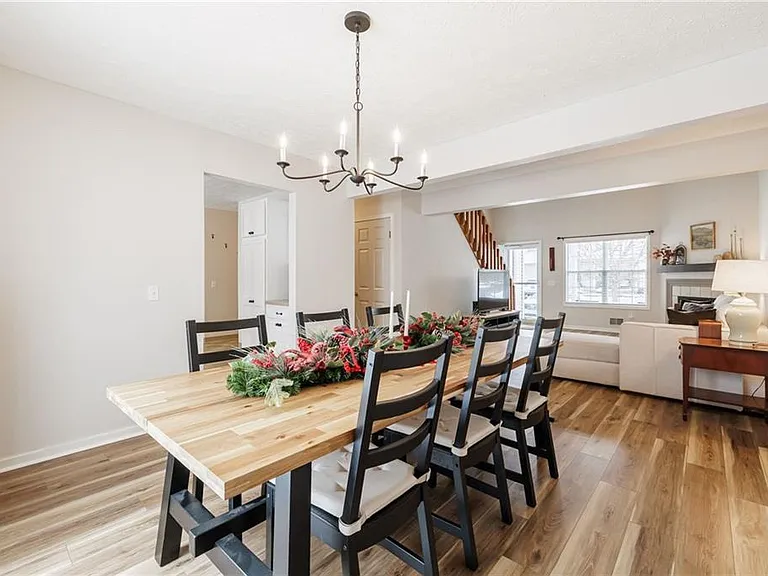 6316 Bentley Dr — Photo 4